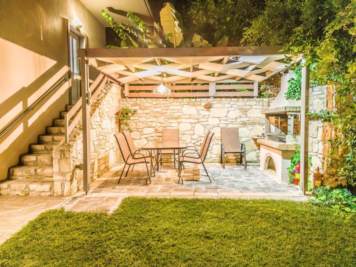 Villa Panagiotis Chania ダラトソ エクステリア 写真